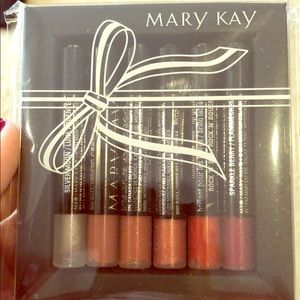 Mary Kay lip gloss sampler